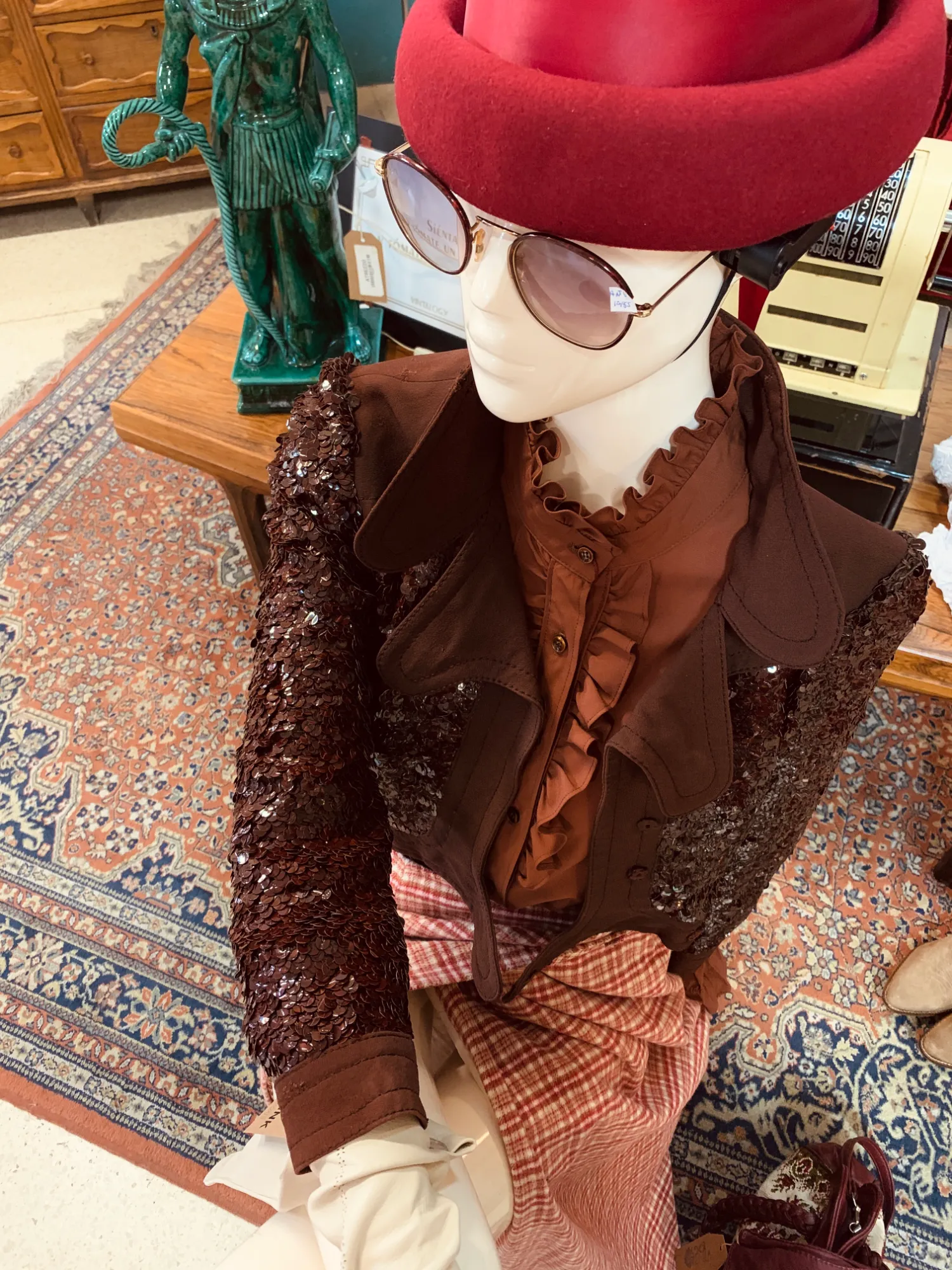 Window dresser