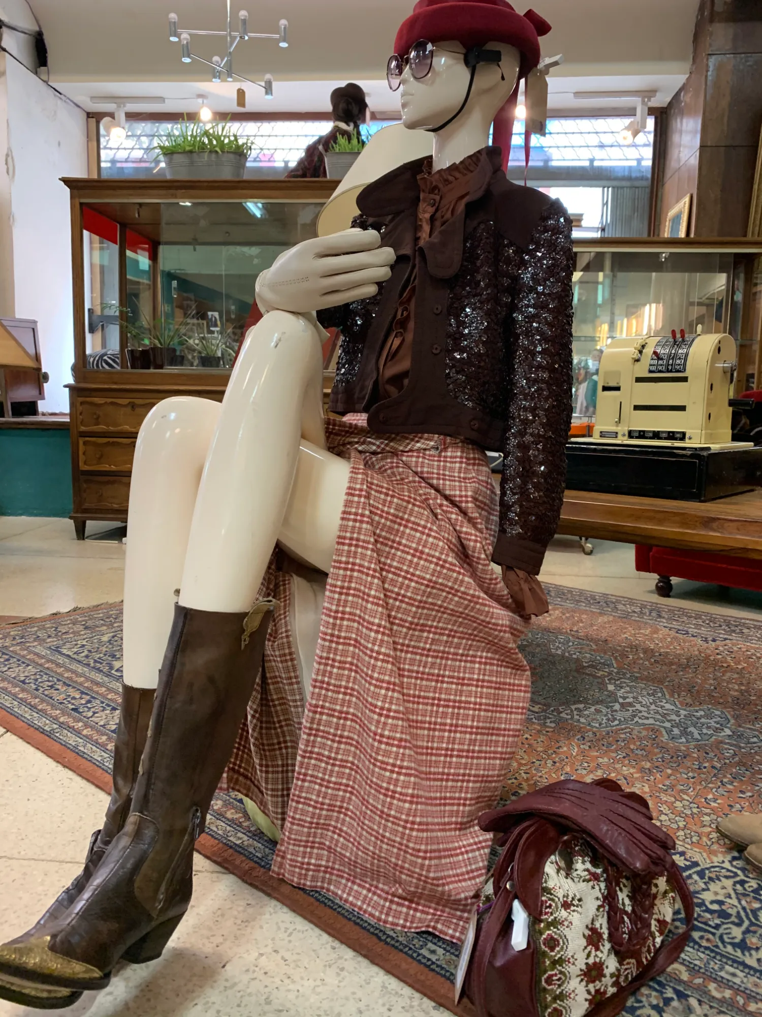 Window dresser