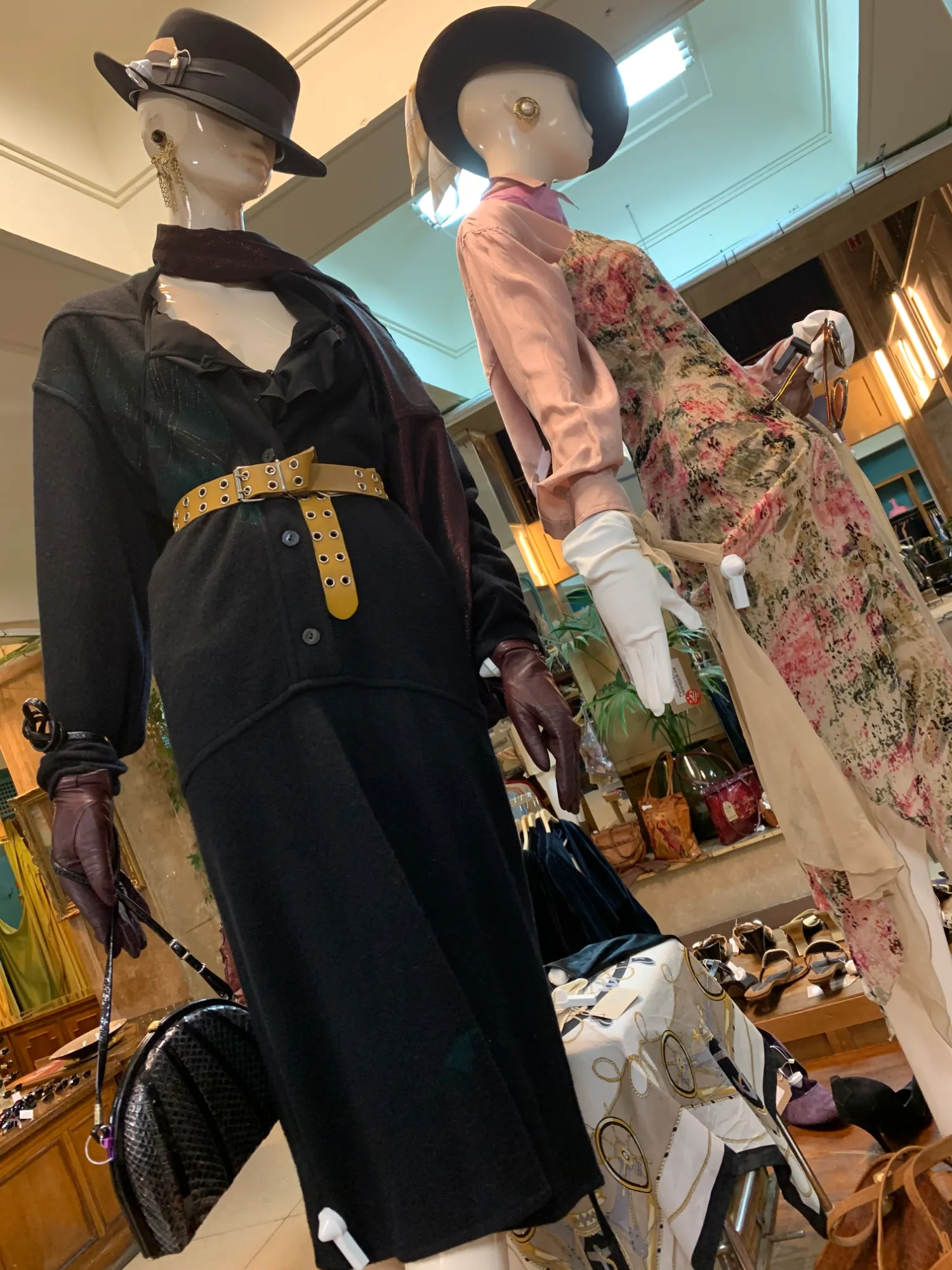 Window dresser