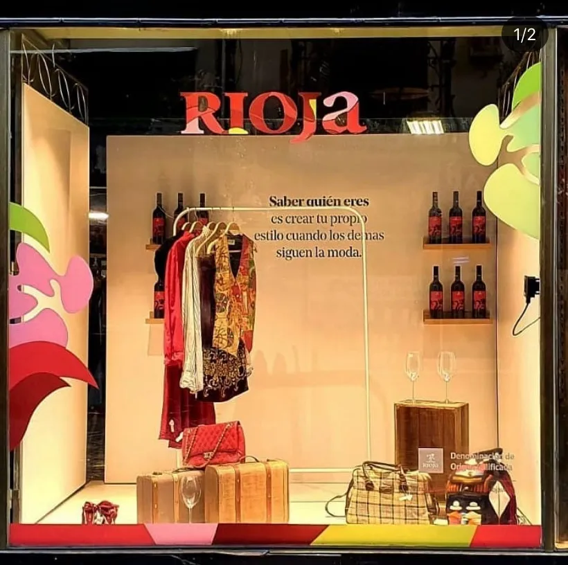 Window dresser