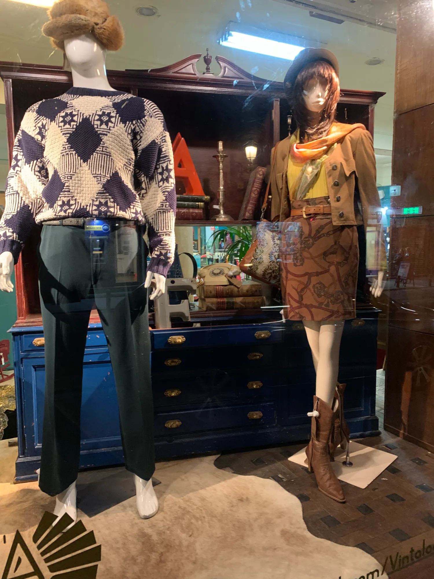 Window dresser